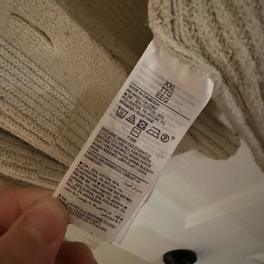 Old Navy Cream Button-Up Ribbed Cardigan - Picture 3 of 3